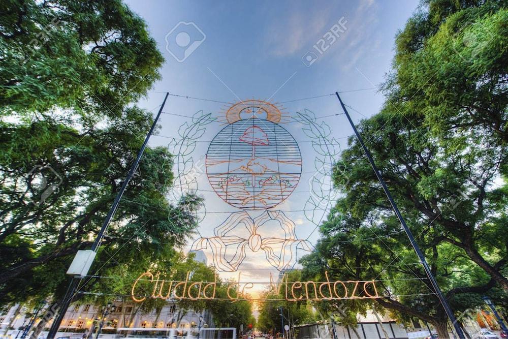 Fuente Mayor Hotel Centro Mendoza Dış mekan fotoğraf